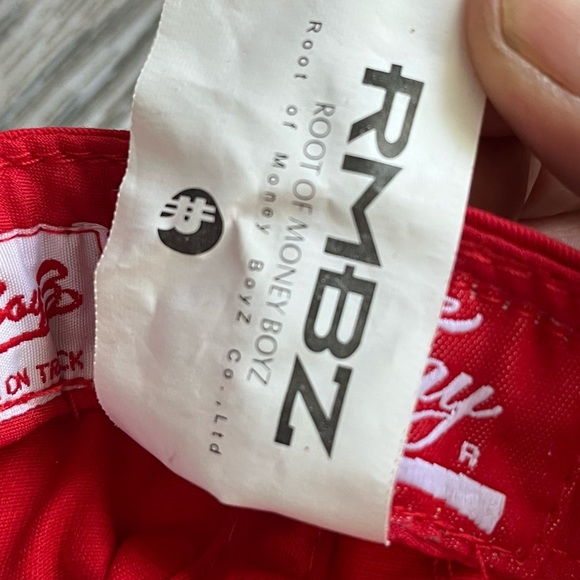 Brooklyn Red and Black Cap - Picture 7 of 8